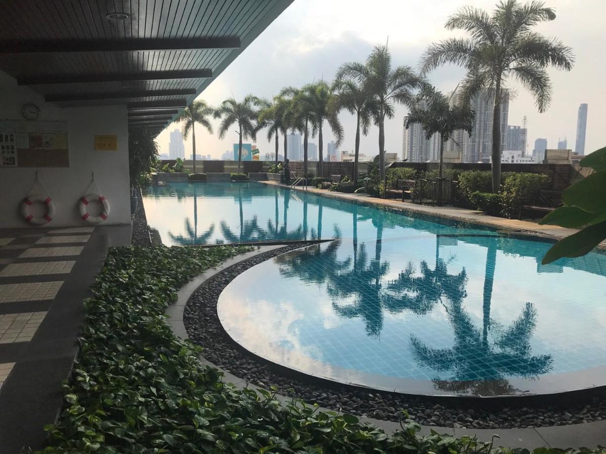 溫馨小屋 Bangkok Esterno foto