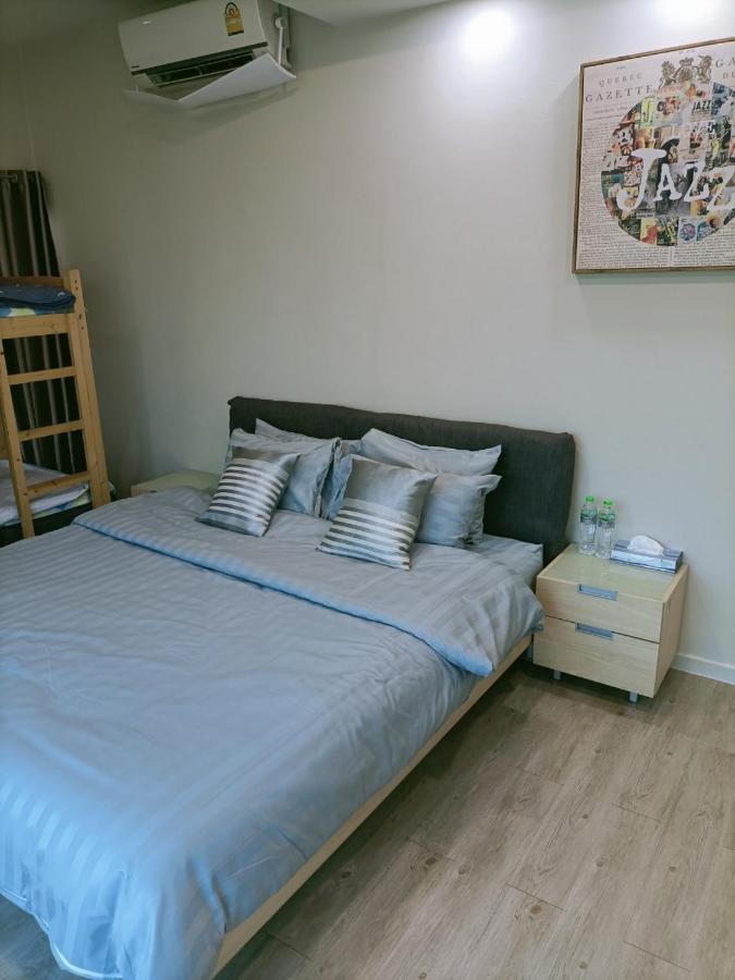 溫馨小屋 Bangkok Esterno foto
