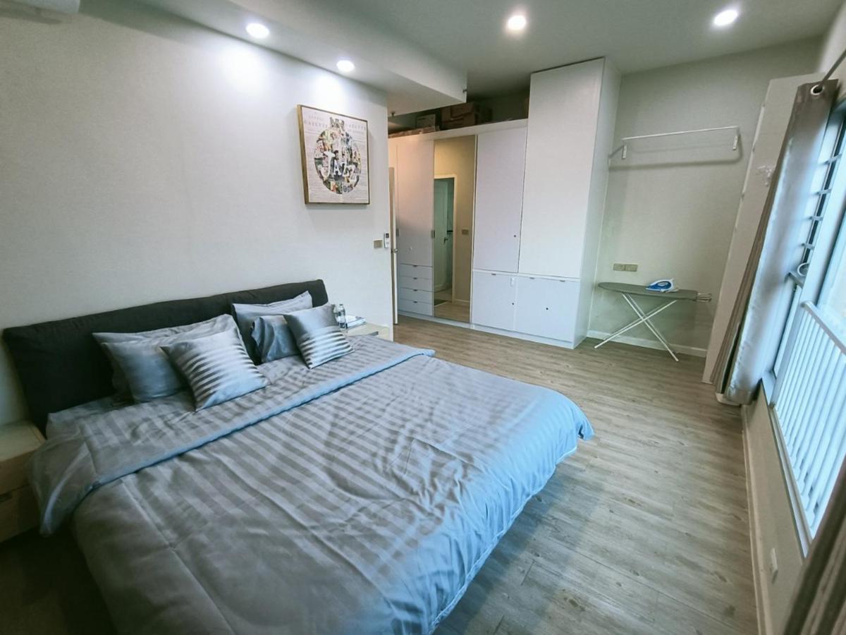 溫馨小屋 Bangkok Esterno foto