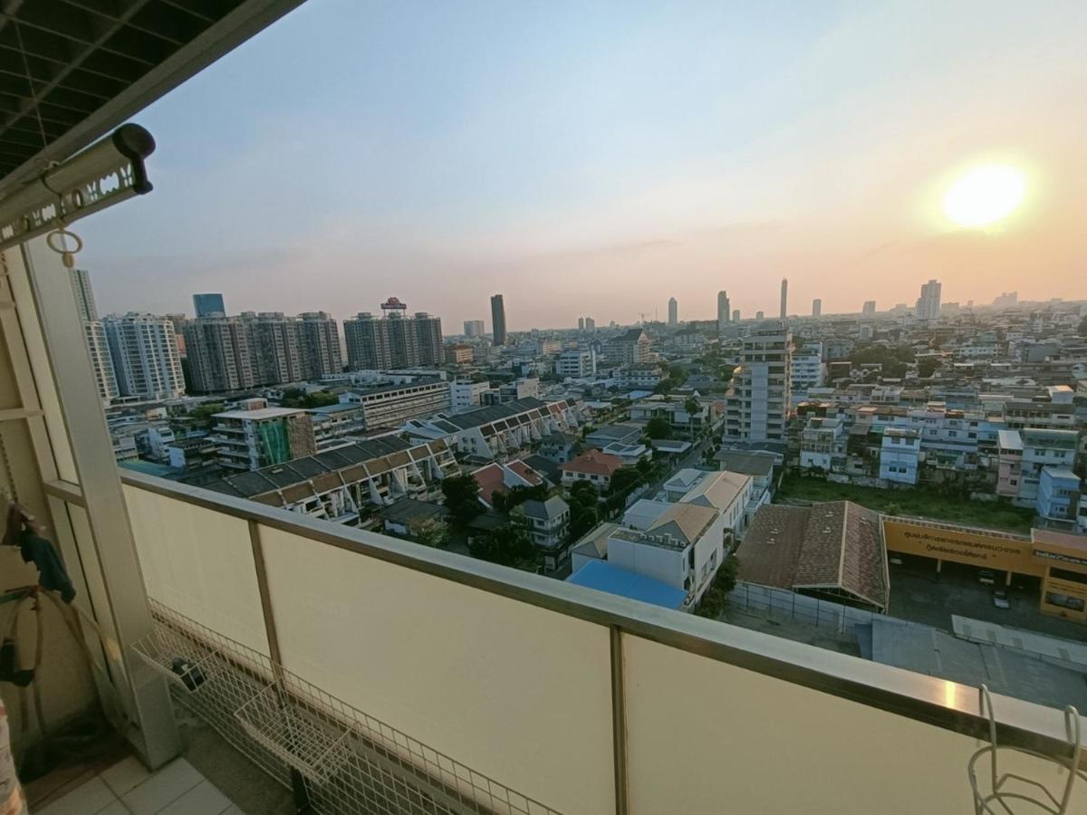 溫馨小屋 Bangkok Esterno foto