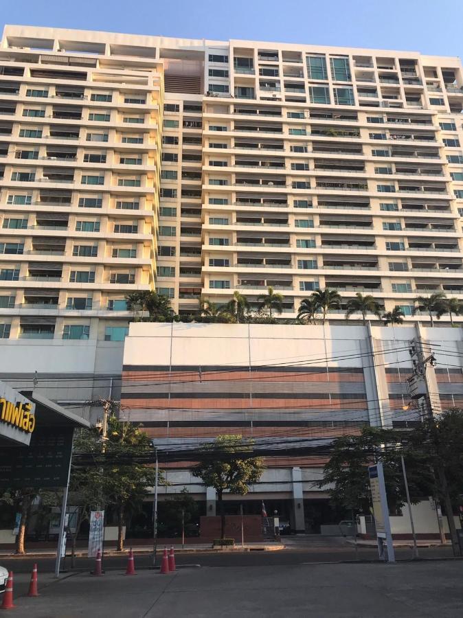 溫馨小屋 Bangkok Esterno foto