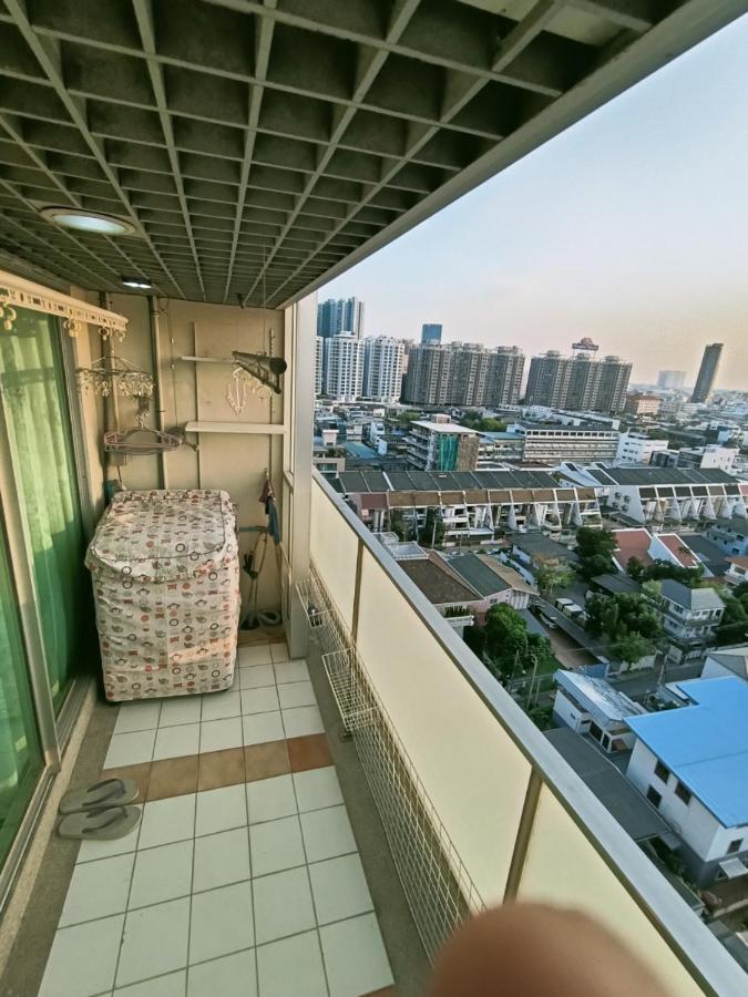溫馨小屋 Bangkok Esterno foto