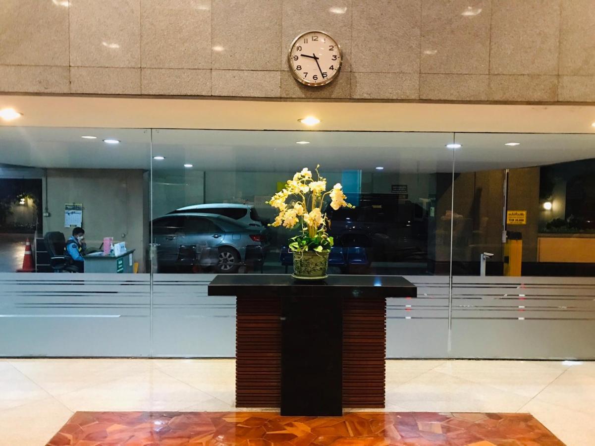 溫馨小屋 Bangkok Esterno foto
