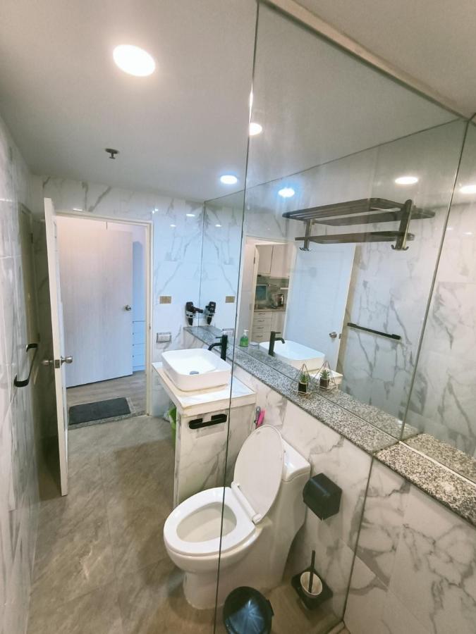 溫馨小屋 Bangkok Esterno foto