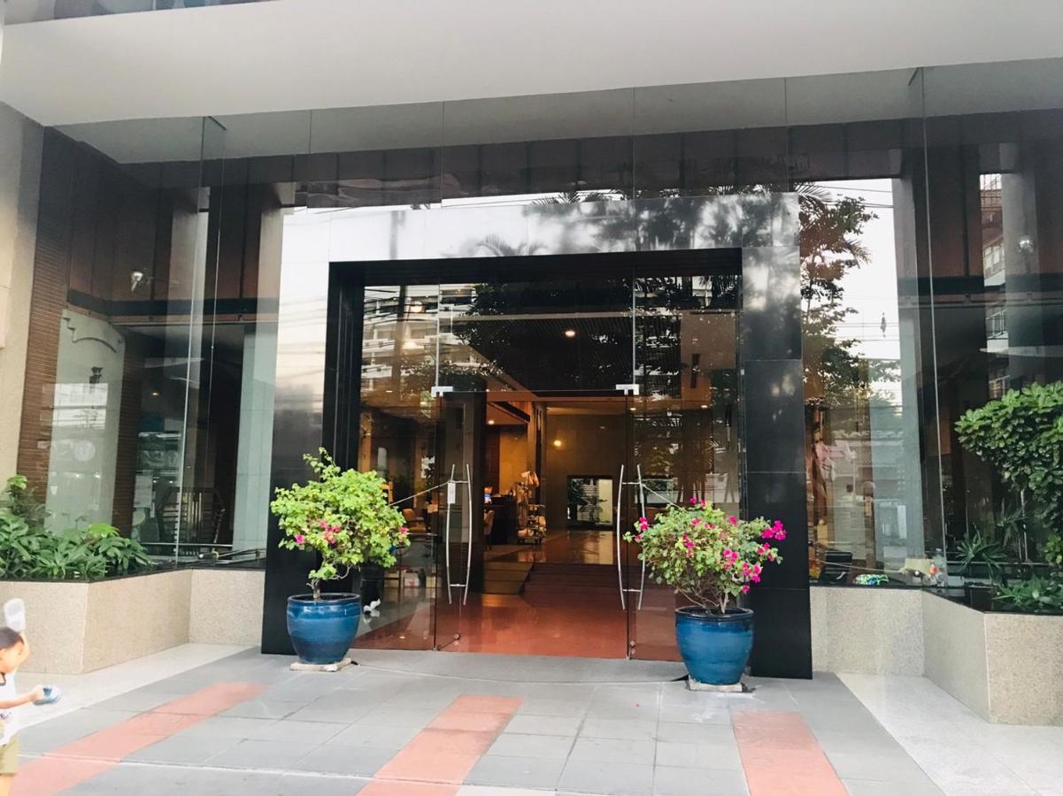 溫馨小屋 Bangkok Esterno foto