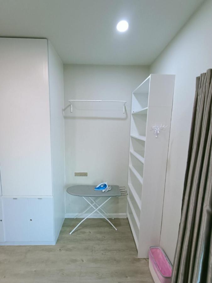 溫馨小屋 Bangkok Esterno foto
